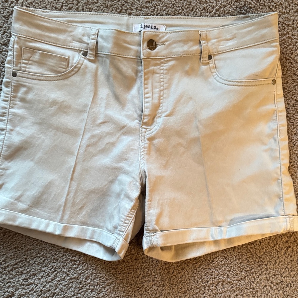 d. jeans Women's Cream Jean Shorts